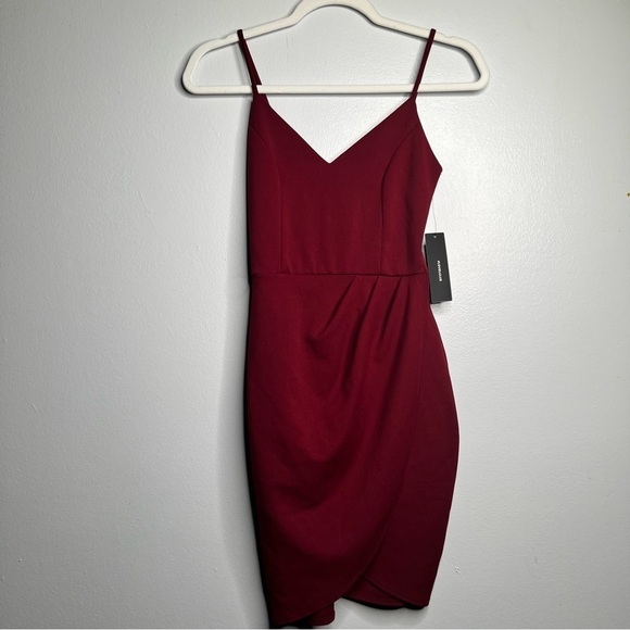 Lulu’s Wine Red Bodycon Mini Dress – XS | Spaghetti Straps, NWT - Picture 4 of 8
